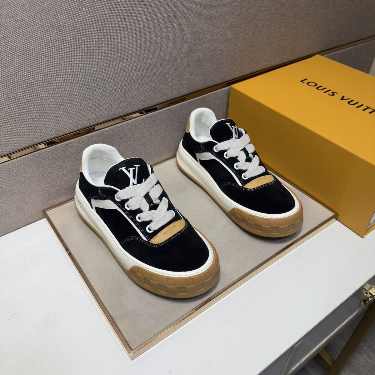 Louis Vuitton Men's Black & White Low-Top Sneakers